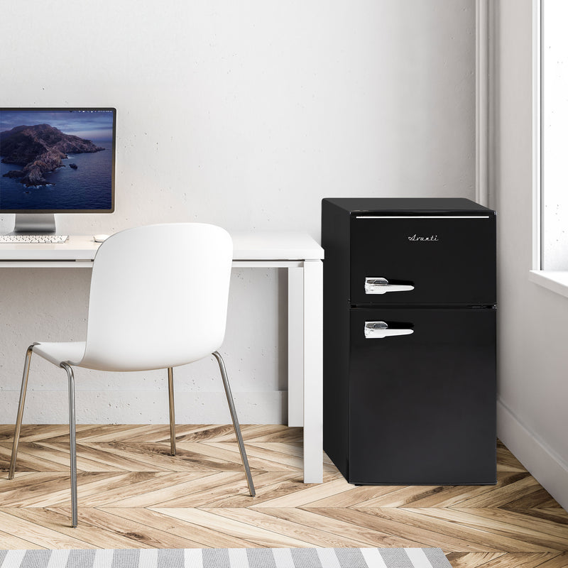 Avanti 3.1 Cu. Ft. Retro Compact Refrigerator