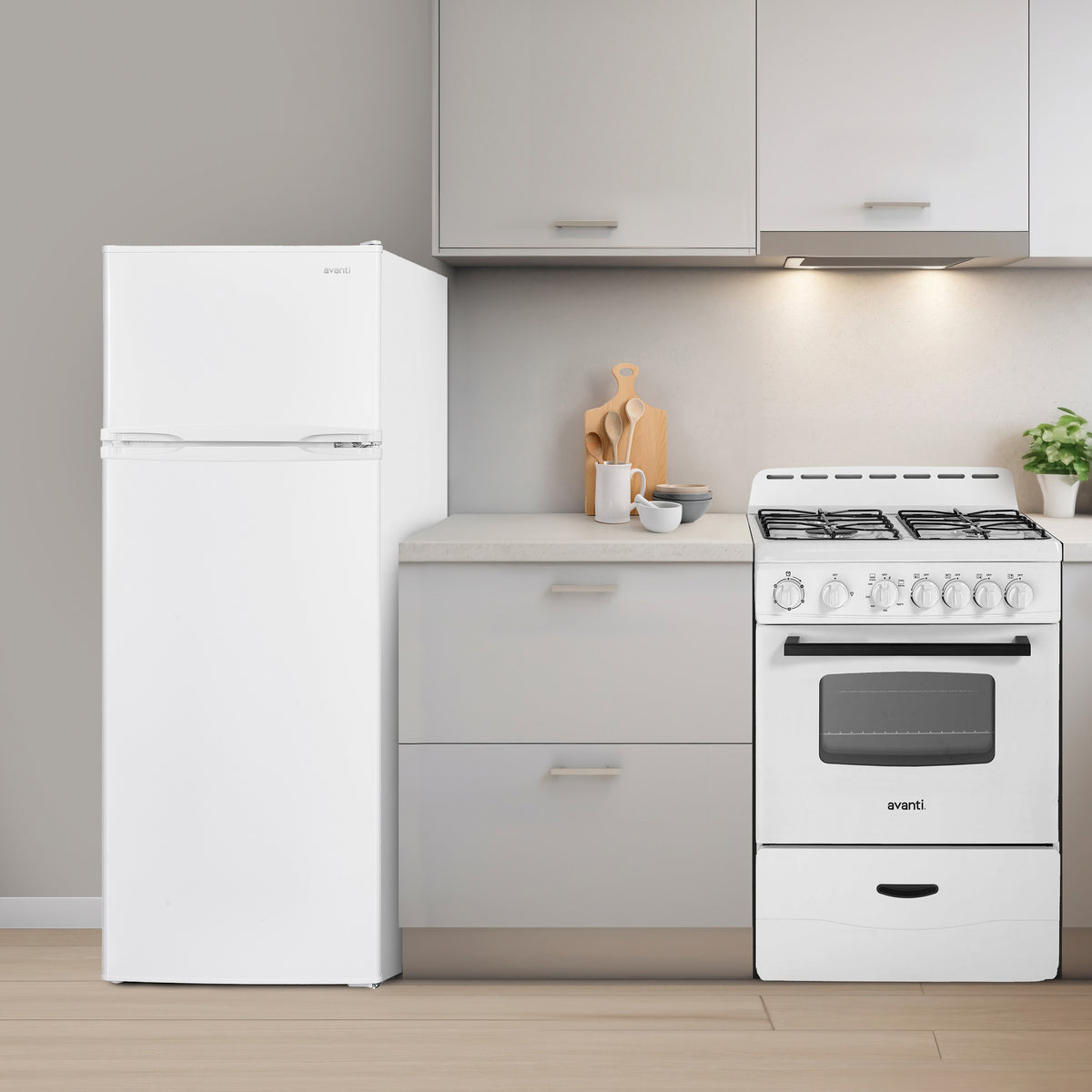 marry様Sサイズ Avanti 7.5 cu. ft. Apartment Size Refrigerator