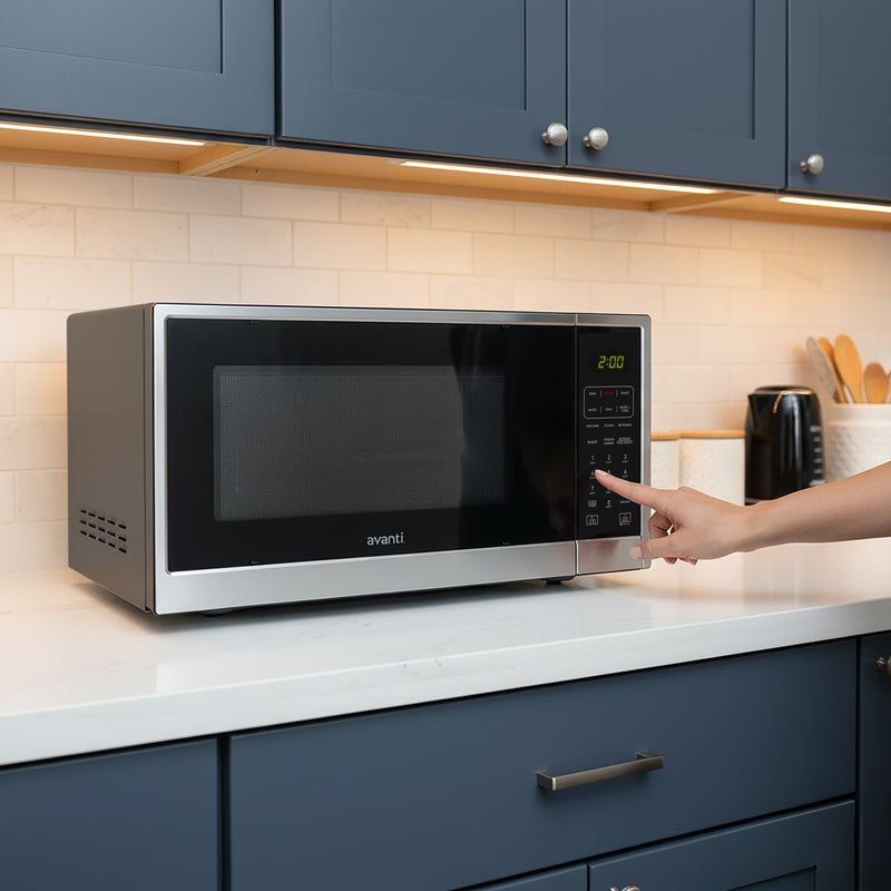 Avanti Microwave Air Fry, Convection Oven 3-in-1, 1.3 cu. ft. Capacity