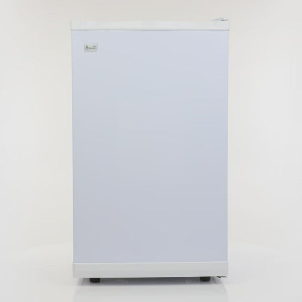 Avanti 2.8 cu. ft. Vertical Freezer, in White (VF306)